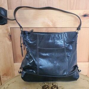 Tignanello Black Leather Shoulder Bag Minimalist Retro 90s Classic Logo Charm